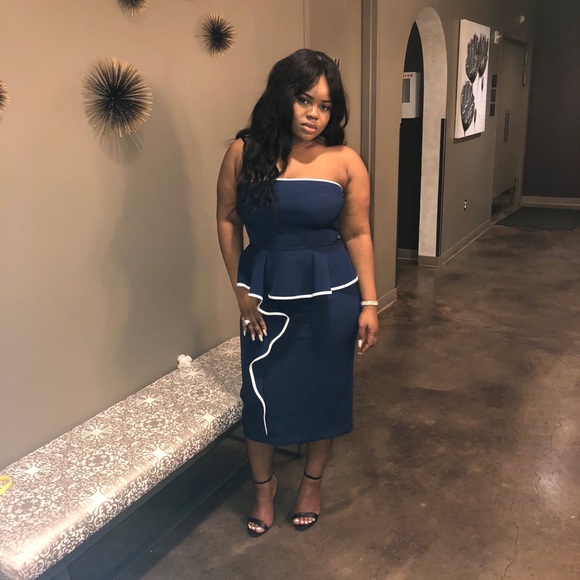 Strapless dress - Picture 5 of 7